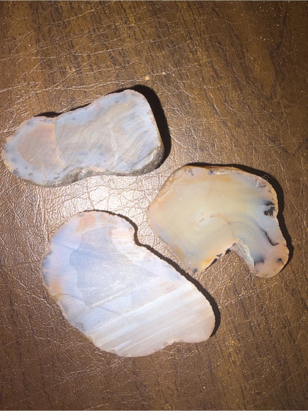 AGATES